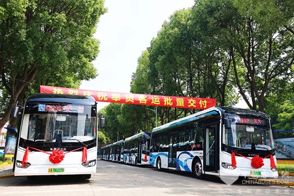 申沃客車 九系客車 奉賢客運 智能網(wǎng)聯(lián) 純電動客車