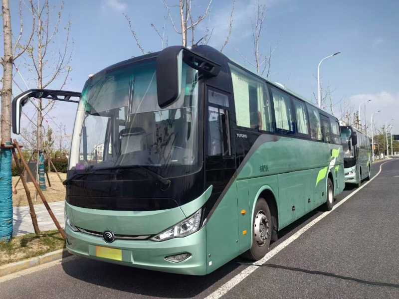 2022年10月 同款兩臺(tái)50座非營運(yùn)宇通6117新能源電車