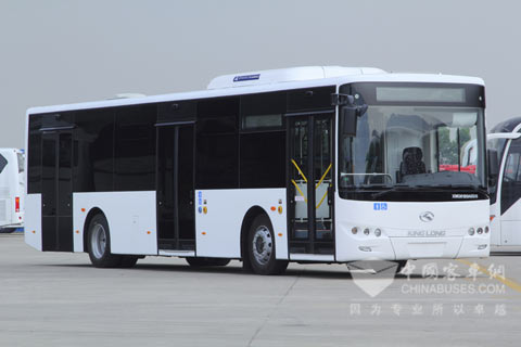 大金龍三開門、低地板公交車XMQ6120AGD5外觀