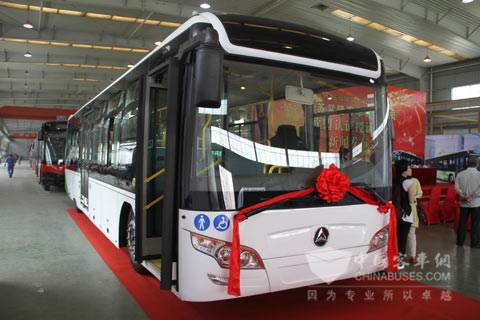 中國首輛獲歐盟整車認證的純電動客車YS6120GBEV