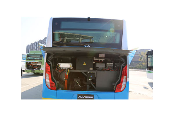 福田歐輝BJ6123PHEVCA-10公交車（柴油/電混合國五10-46座）