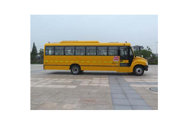 安凱HFF6101KZ5中小學(xué)生專用校車（柴油國(guó)五24-51座）