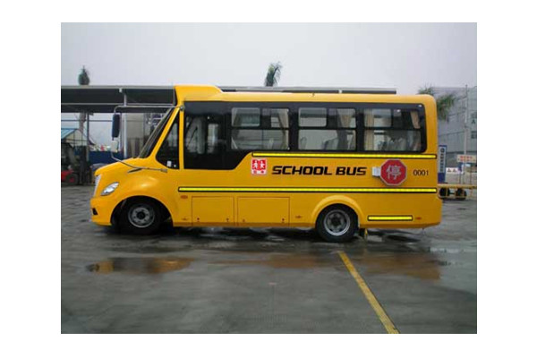 金龍XMQ6660ASD5小學(xué)生專用校車（柴油國(guó)五24-32座）