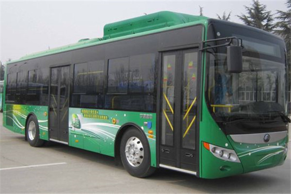 宇通ZK6105CHEVNPG33插電式公交車(chē)（天然氣/電混動(dòng)國(guó)五10-39座）