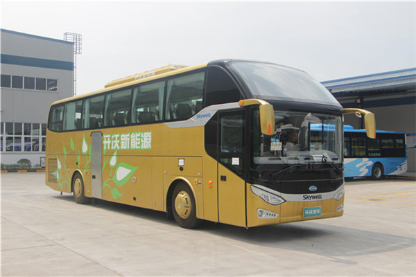 南京金龍NJL6125HEV客車（柴油/電混動國五24-52座）