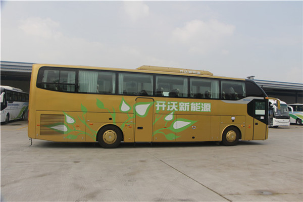 南京金龍NJL6125YA客車(chē)（柴油國(guó)五24-52座）