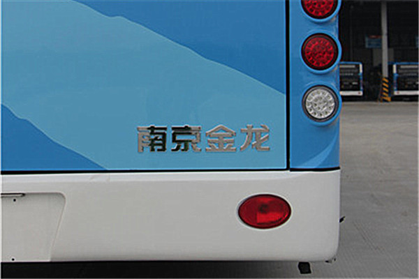 南京金龍NJL6100BEV30公交車（純電動10-37座）