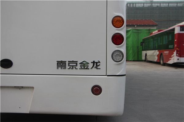 南京金龍NJL6859BEV7公交車（純電動10-28座）