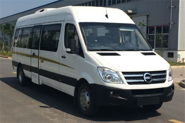 南京金龍NJL6810BEV8客車（純電動10-23座）