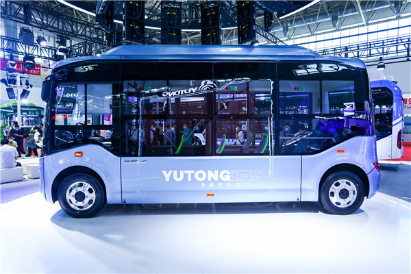 宇通ZK6606BEVG1C低入口公交車（純電動(dòng)10-14座）